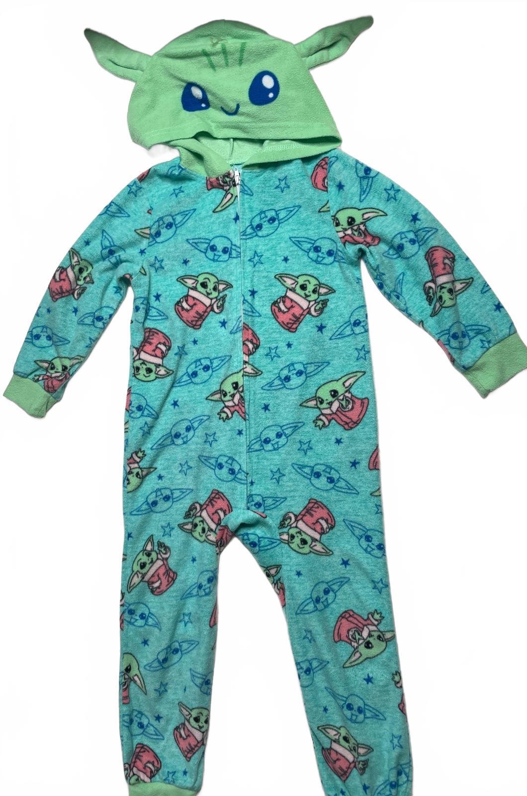 Star Wars The Mandalorian Baby Yoda Hooded Pajamas XS