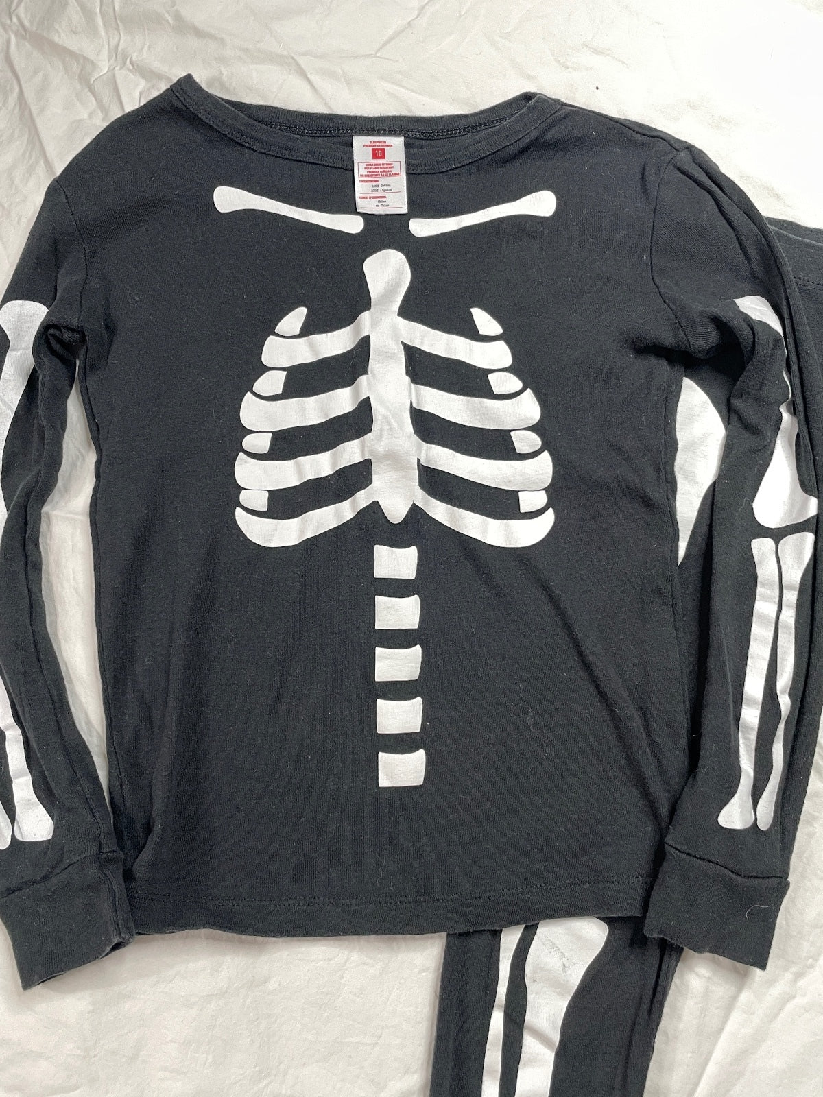 Hanes Black Skeleton Print Long Sleeve Pajama Set Kids 10
