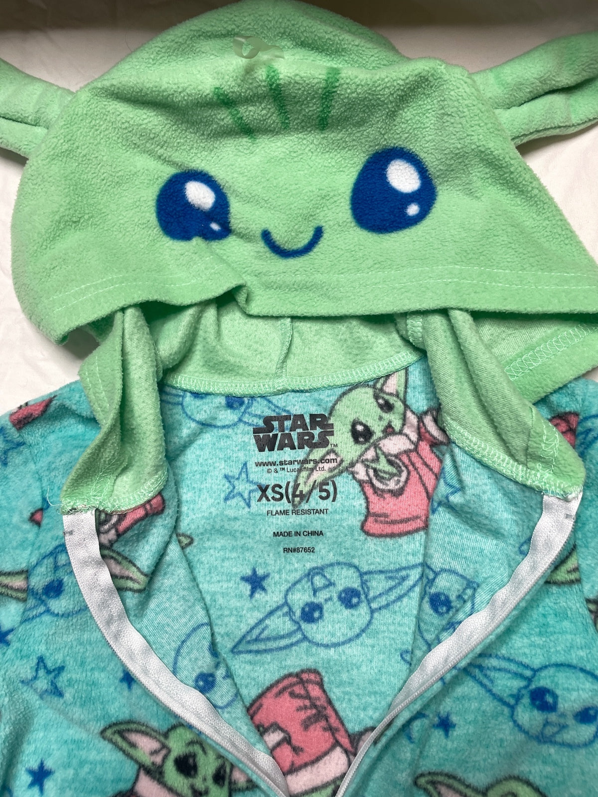 Star Wars The Mandalorian Baby Yoda Hooded Pajamas XS