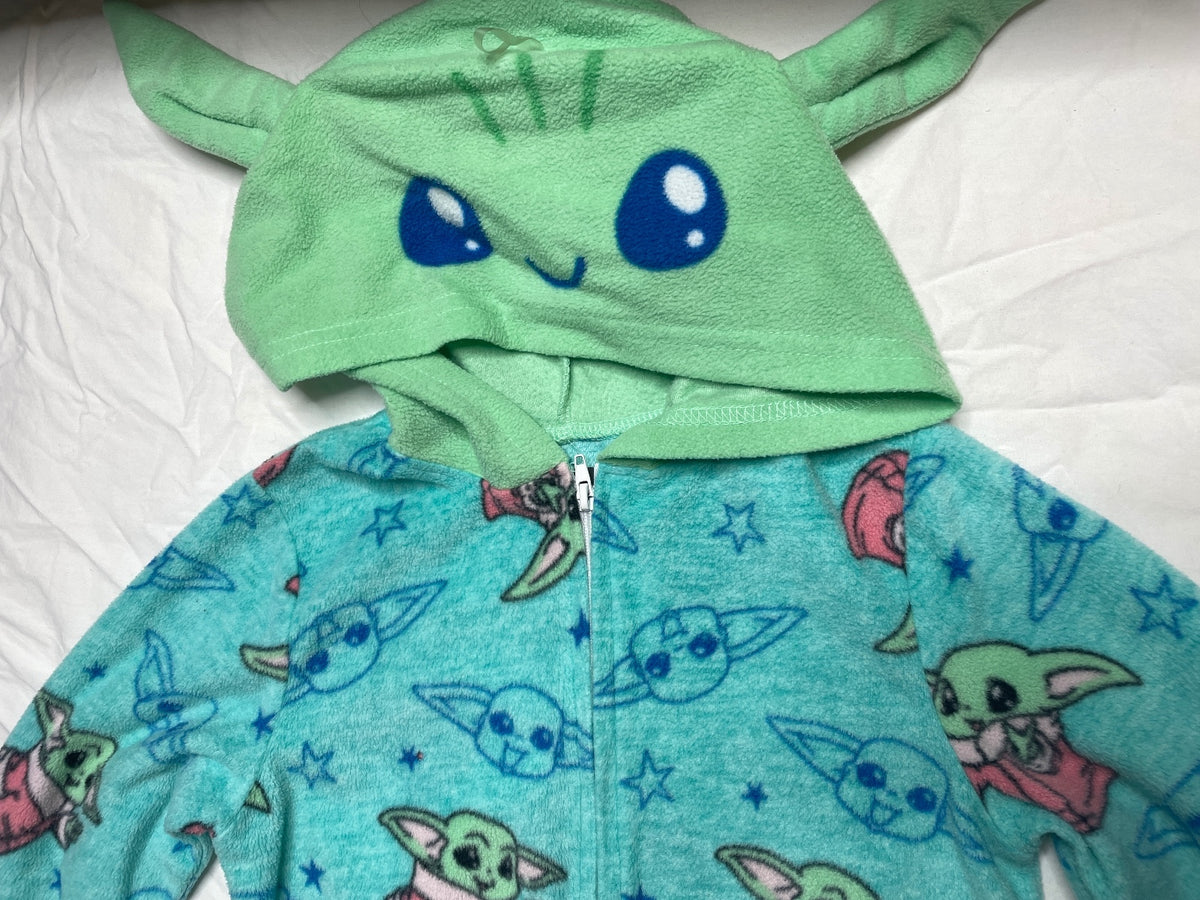 Star Wars The Mandalorian Baby Yoda Hooded Pajamas XS