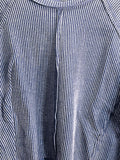 Discreet New York Blue gray striped cropped top Ladies L